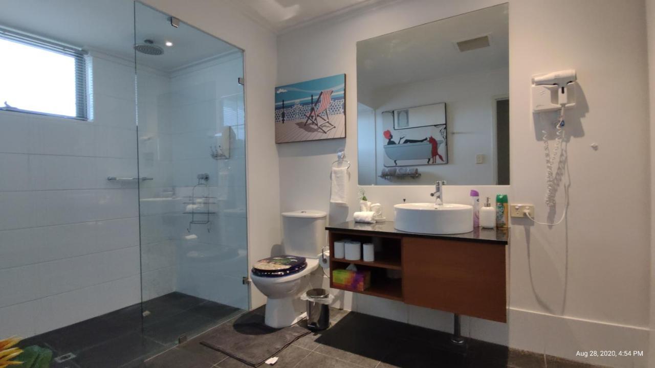 A 406 Fantastic Ocean Beach And Marina View Apt - 만두라 외부 사진