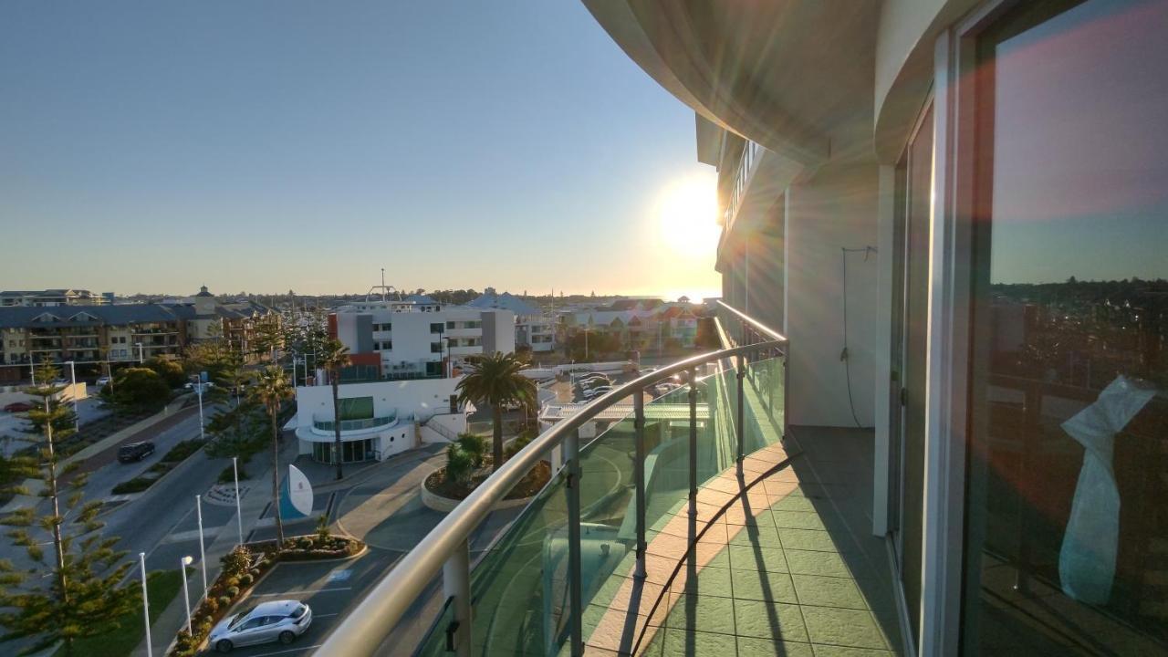 A 406 Fantastic Ocean Beach And Marina View Apt - 만두라 외부 사진