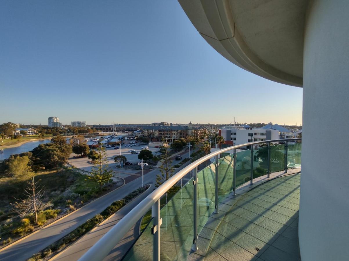 A 406 Fantastic Ocean Beach And Marina View Apt - 만두라 외부 사진