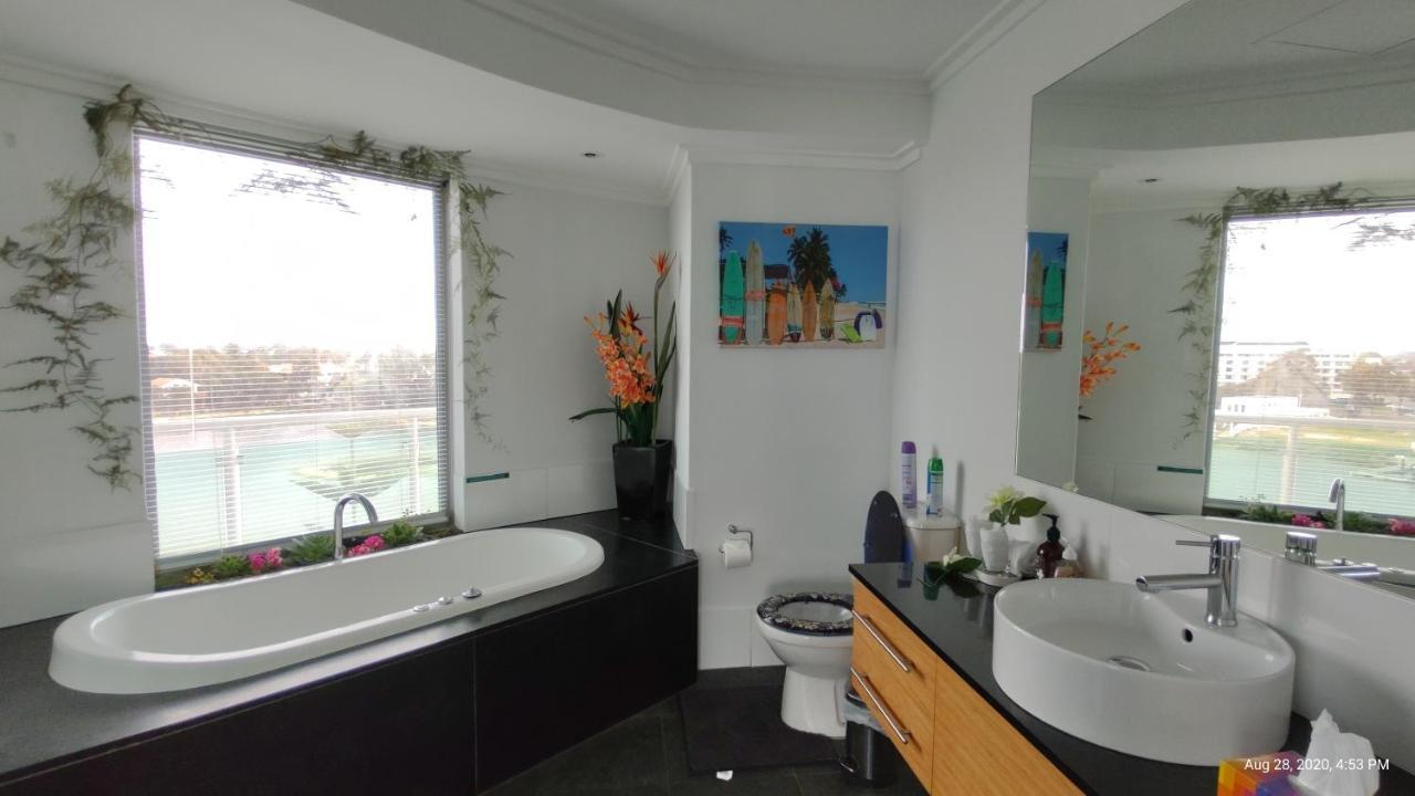 A 406 Fantastic Ocean Beach And Marina View Apt - 만두라 외부 사진